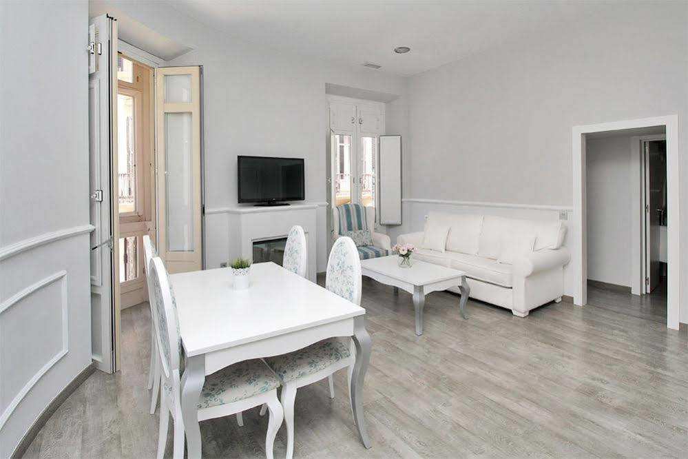 Apartamentos Calle Larios Málaga Exterior foto